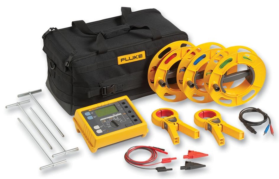 Buy FLUKE 16252 KIT Earth Ground Tester 0.020 ohms to 19.99 kohms Online in India at Best Prices